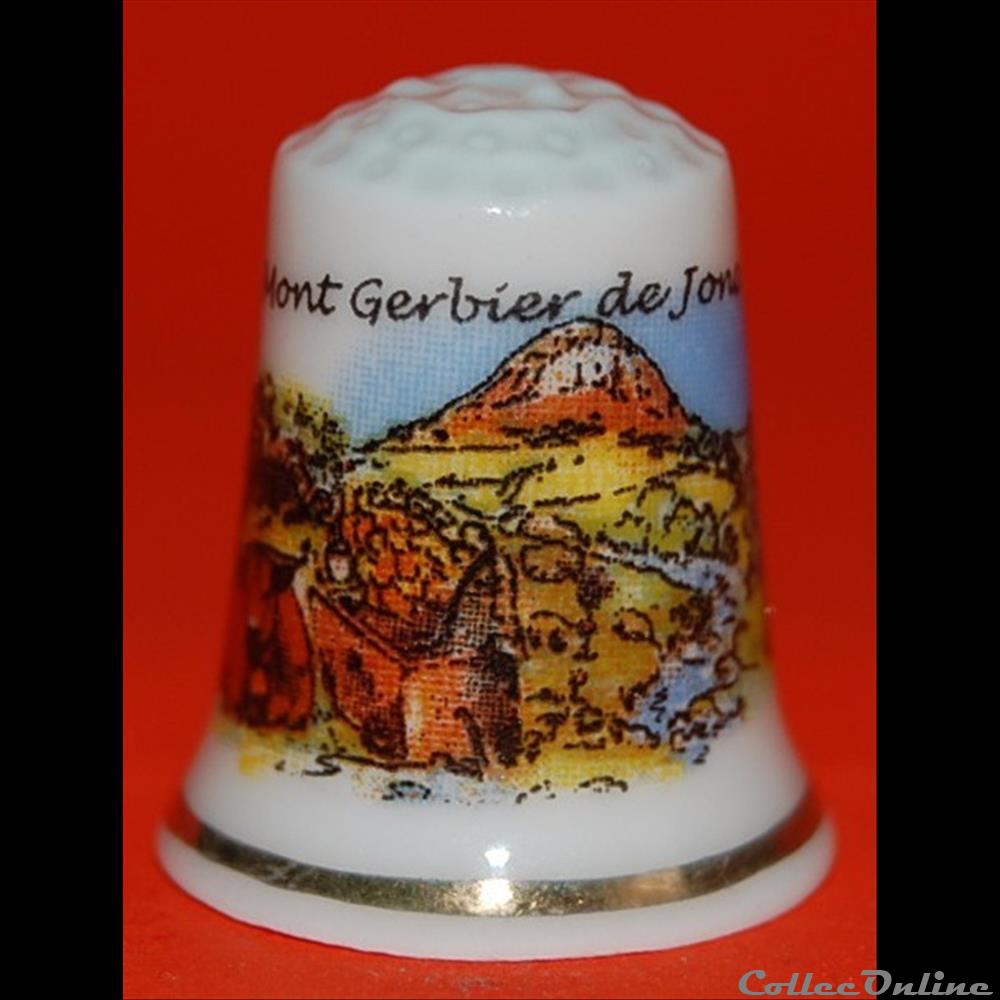 007_Ardèche_MONT GERBIER DE JONC vetement et accessoire coudre moderne 007 ardeche mont gerbier de jonc