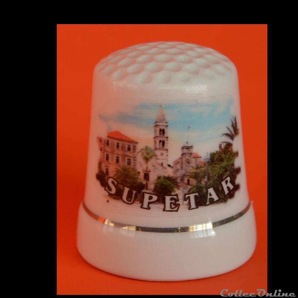 ZM_E_Croatie_SUPETAR vetement accessoire de coudre moderne zm e croatie supetar