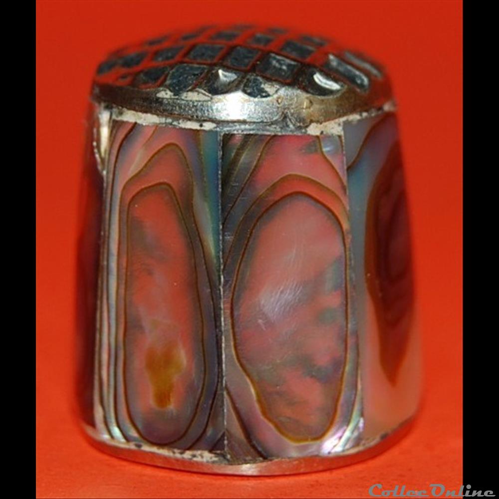 vetement et accessoire de a coudre moderne d08