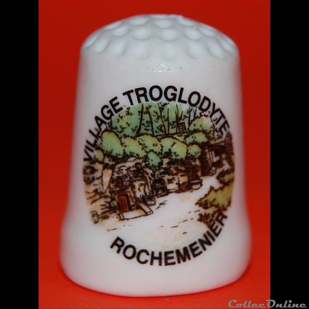 049_Maine et Loire_ROCHEMENIER vetement accessoire de coudre moderne 049 maine et loire rochemenier