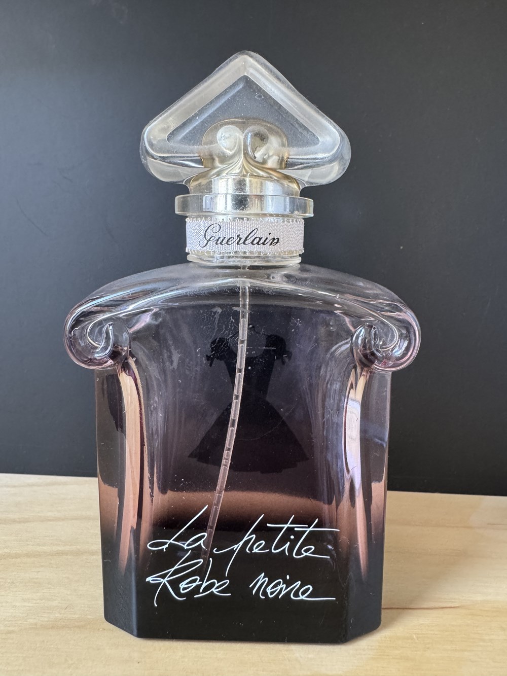 parfums beaute flacons guerlain la petite robe noire