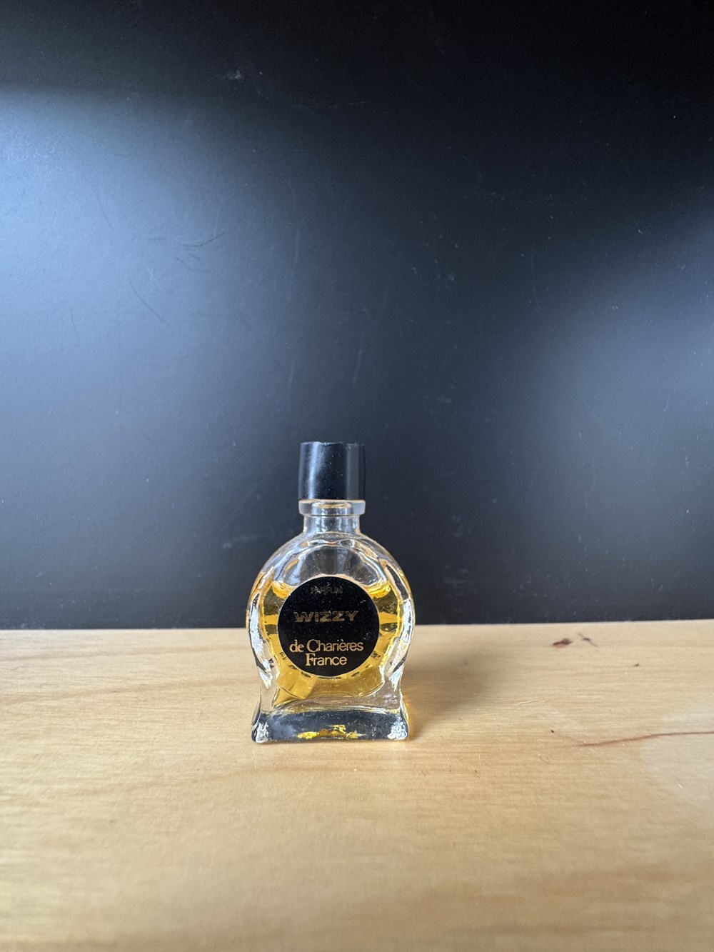 parfums beaute miniatures charieres wizzy