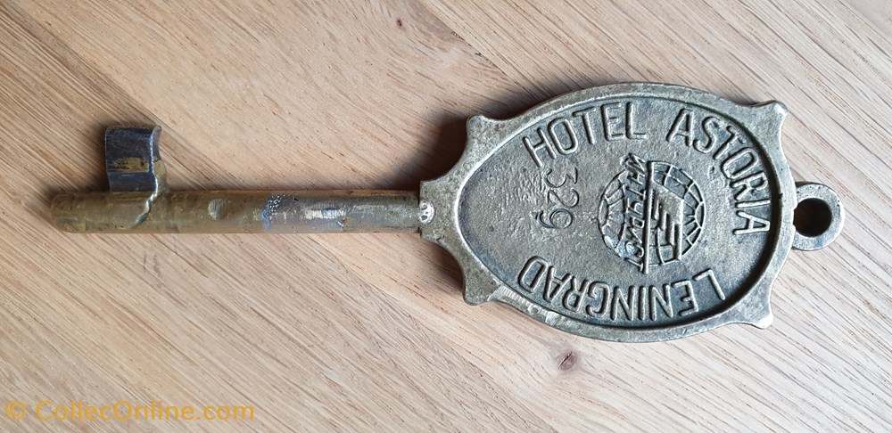 Hotel Astoria - Sankt Petersburg - Russland - Porte-clé key fob Hotelschlüsselanhänger verschiedene hotel astoria sankt petersburg russland porte cle key fob hotelschlusselanhanger