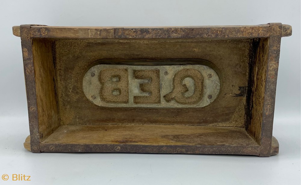 miscellaneous brick mold