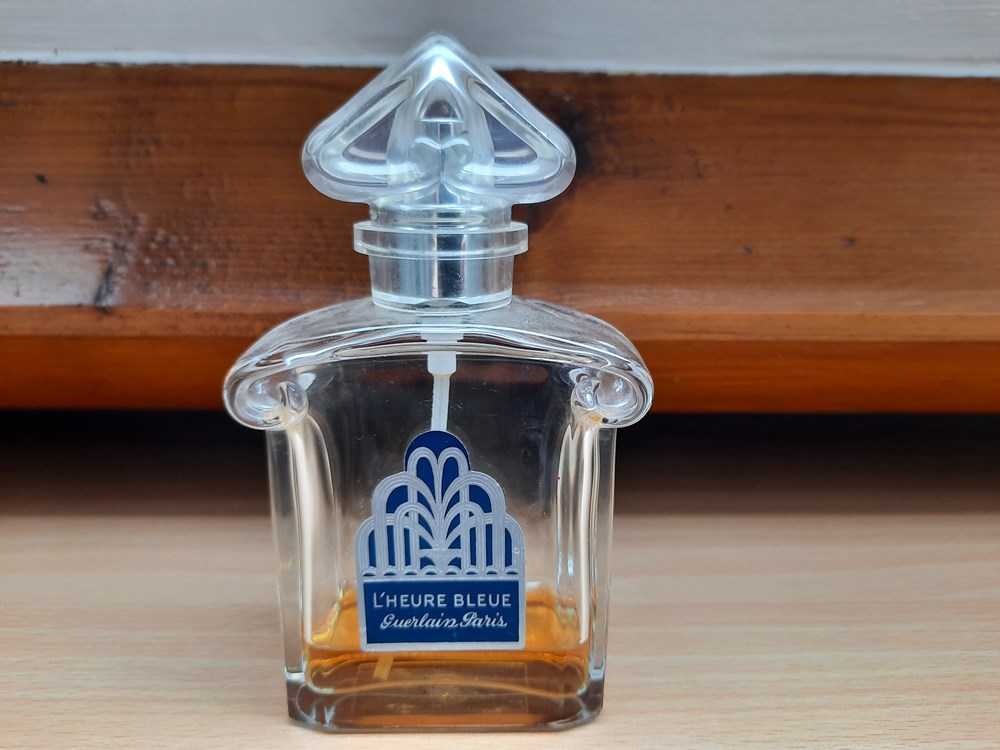 GUERLAIN: Flacon 50ml L'HEURE BLEUE parfums beaute guerlain flacon 50ml heure bleue