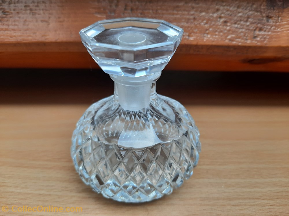 NINA RICCI: Flacon de Parfum 30ml parfums beaute nina ricci flacon de parfum 30ml