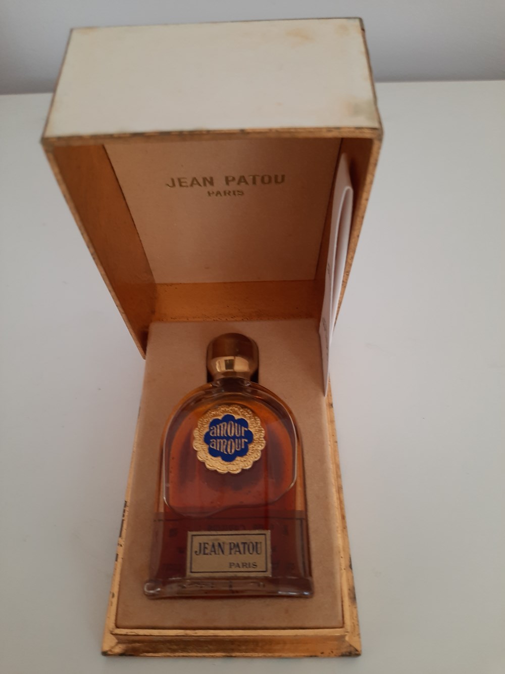 PATOU: Flacon de Parfum AMOUR AMOUR parfums beaute patou flacon de parfum amour amour