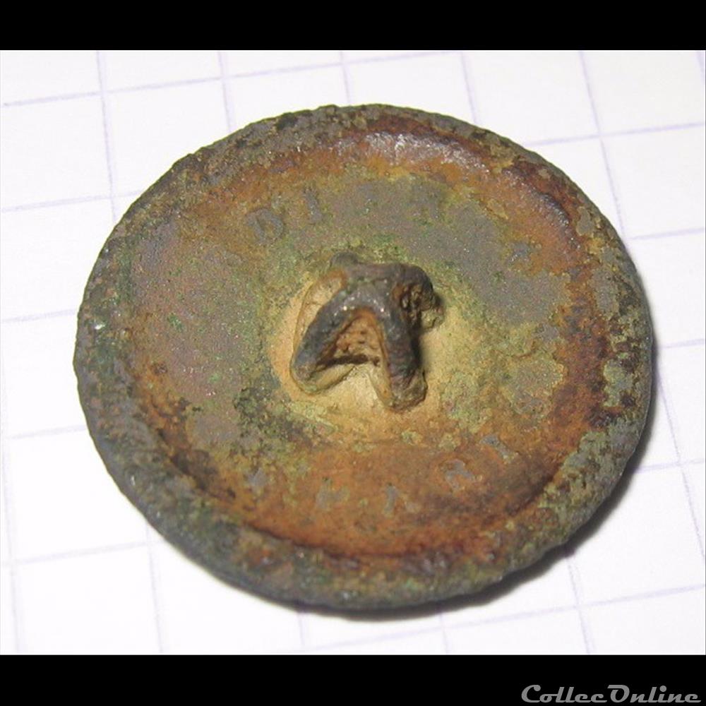72e Ri troupes à pied Premier empire bouton militaire infanterie 72e ri troupes a pied premier empire
