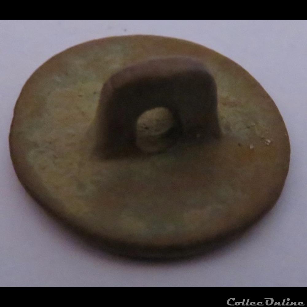 bouton militaire infanterie 15e demi brigade 1793 1803 volontaires