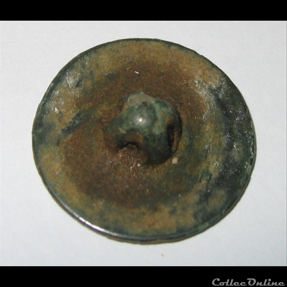 Bouton de conscrits ouvriers 17e C . 1803. militaire infanterie bouton de conscrits ouvriers 17e c 1803