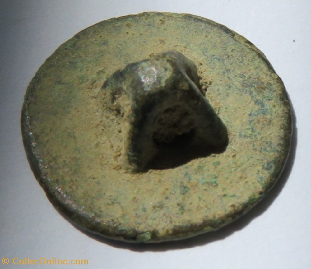 vetement et accessoire bouton militaire troupes a pied 1793 1803