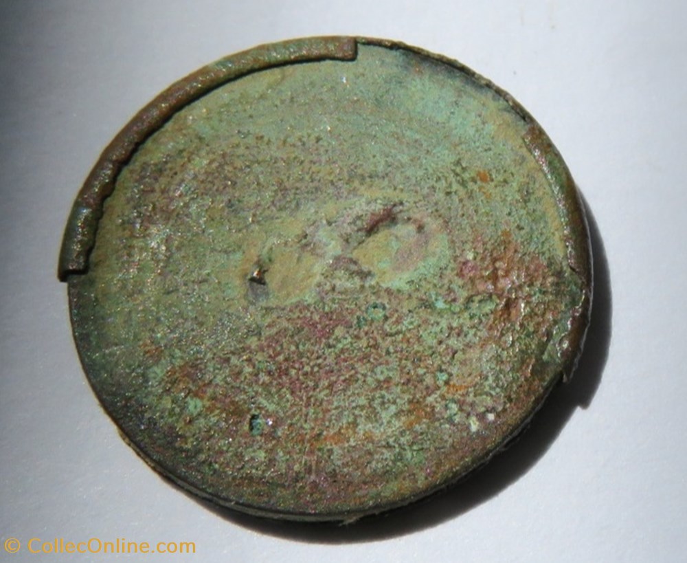 vetement et accessoire militaire bouton garde nationale voltigeur 1830 1846