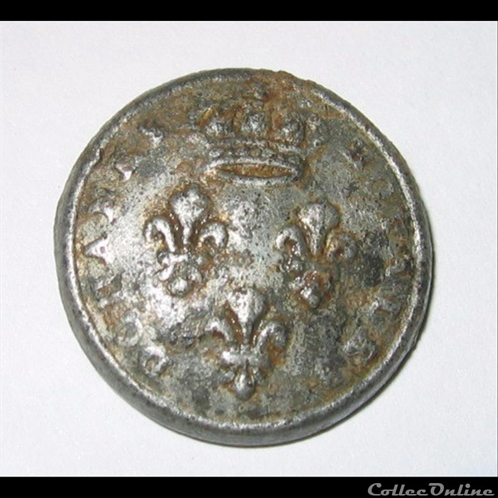 Douanes royales bouton militaire infanterie douanes royales