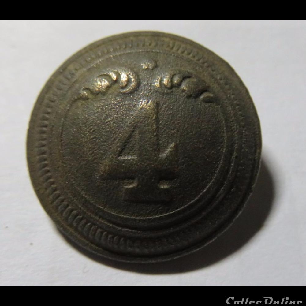 bouton militaire infanterie 4e ri de dragons 1845 a 1871