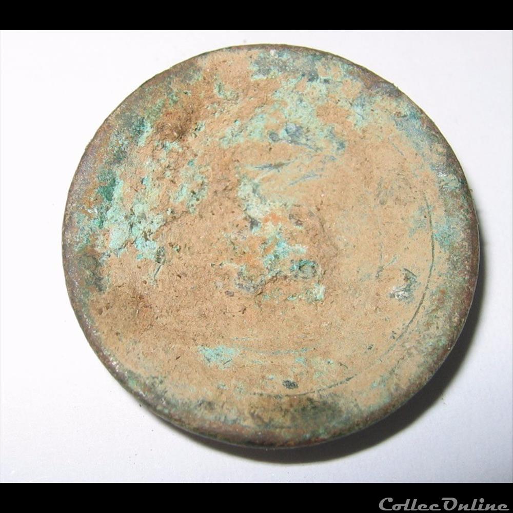 bouton militaire infanterie 10e ri de ligne second empire
