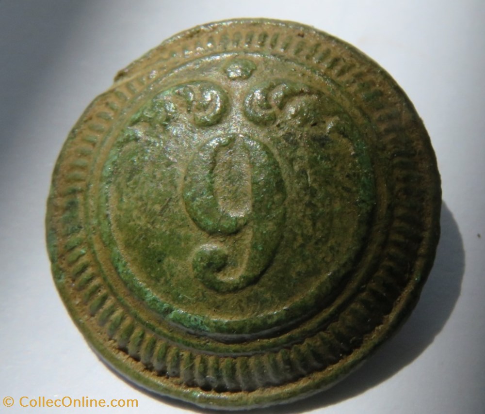 vetement et accessoire bouton militaire 9 e r de dragons