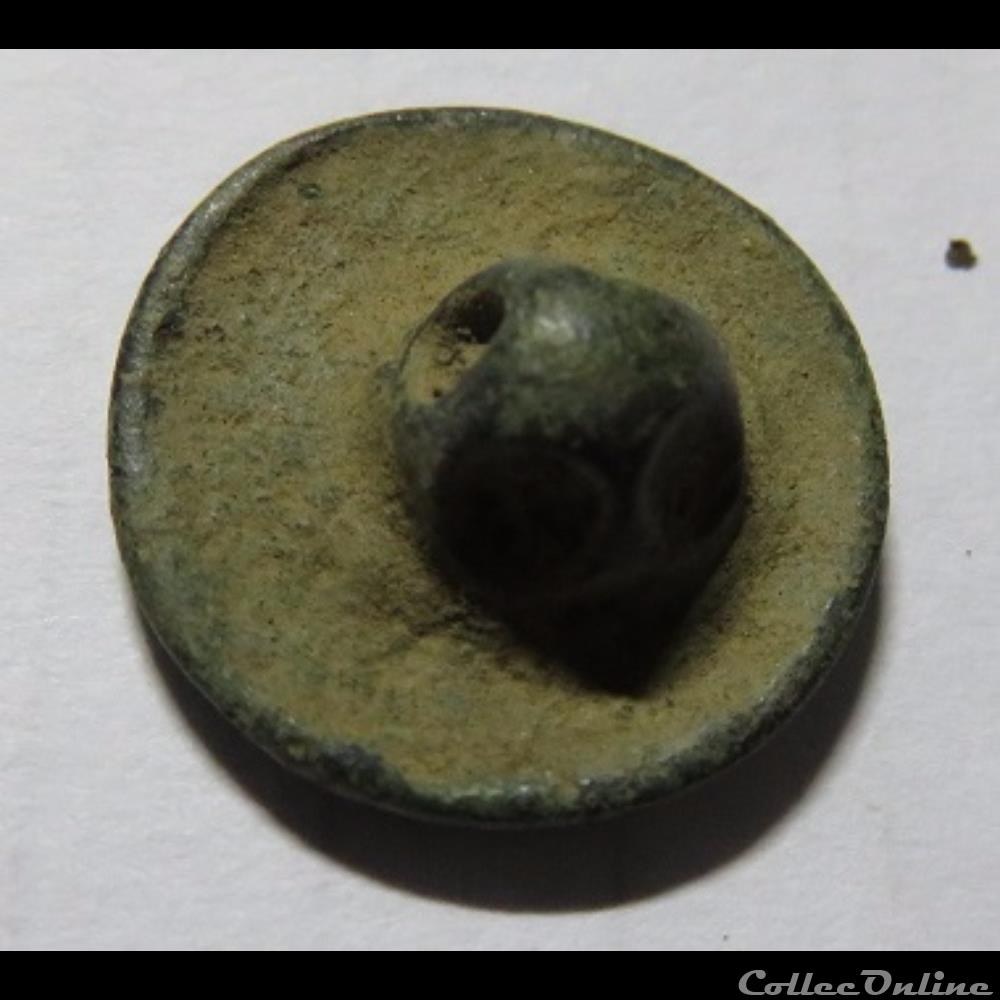 bouton militaire infanterie 3e ri de troupes a pied post 1762