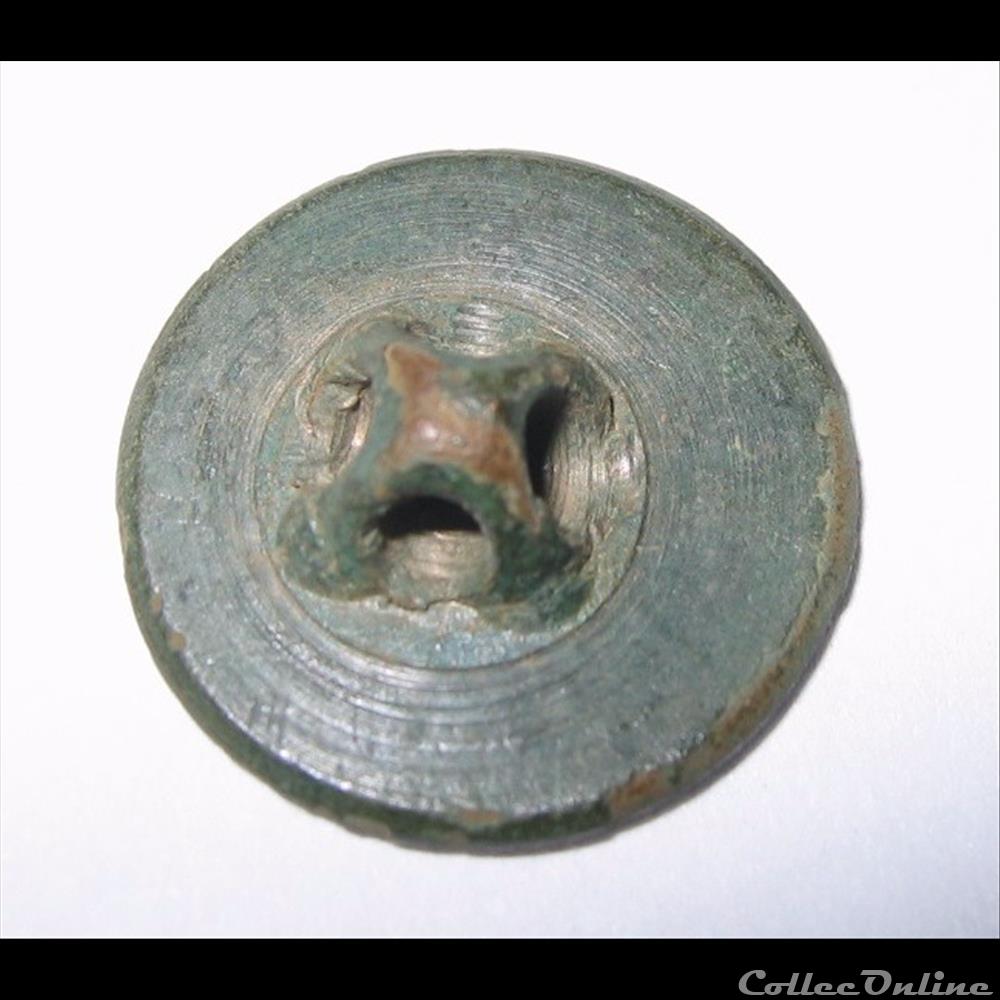 bouton militaire infanterie 7e r troupes a pied artillerie 1815 1829