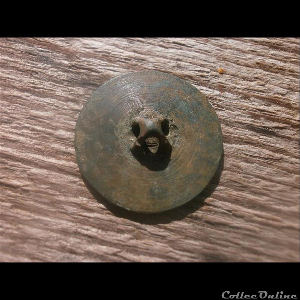 2e R canonniers à pieds 1815-1829 bouton militaire infanterie 2e r canonniers a pieds 1815 1829