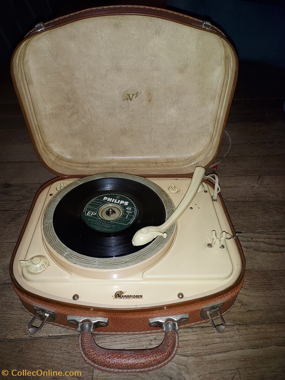 electro vintage electrophones tourne disque valise visseaux