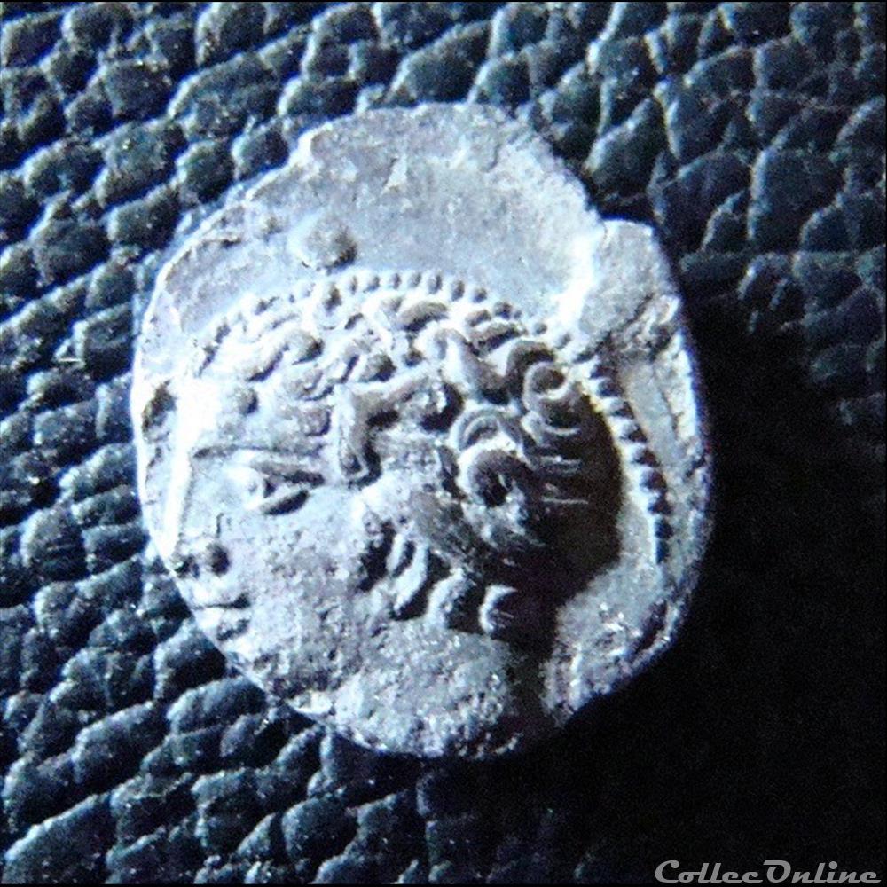 Obole tête à gauche monnaie antique grecque obole tete a gauche