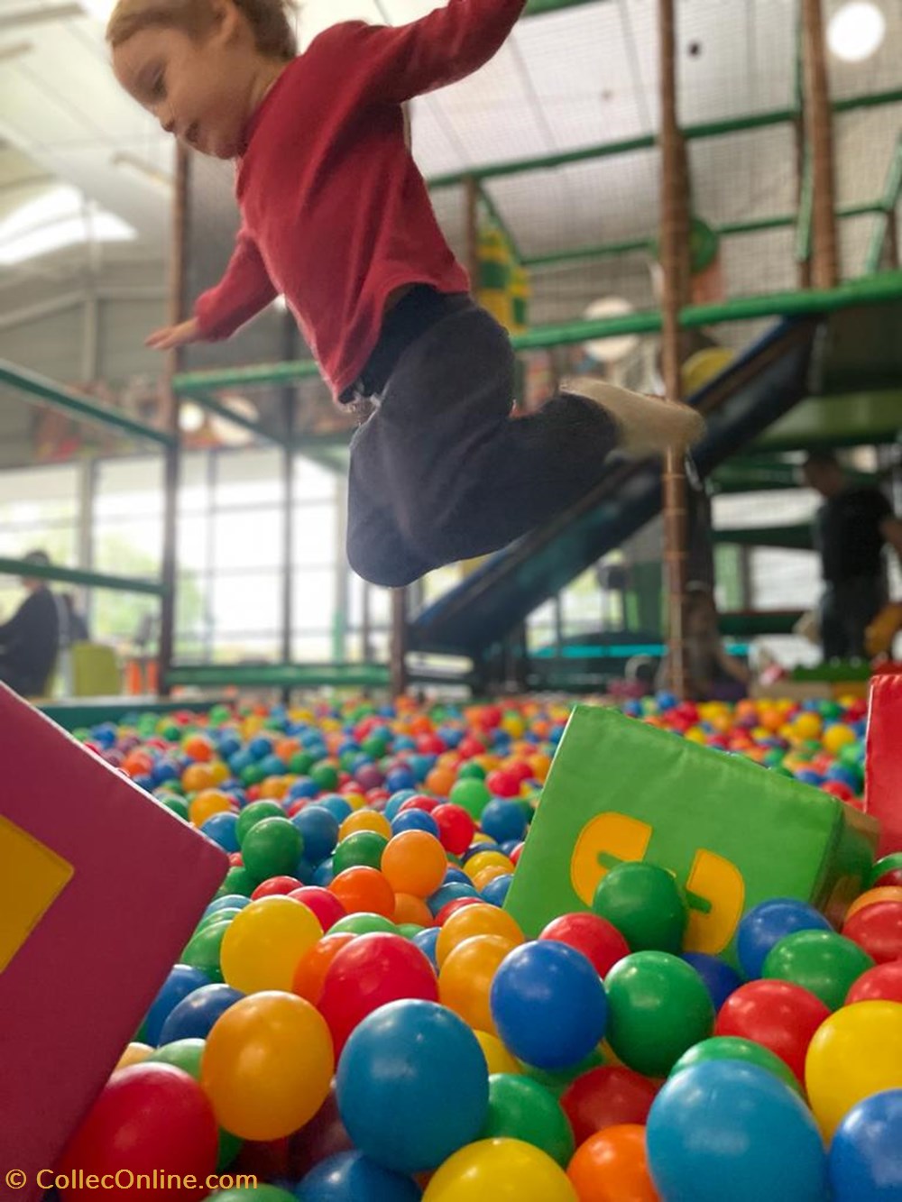 69ad31a2-f472-40da-9e2d-48d3efcad86d jeux de societe jouets 69ad31a2 f472 40da 9e2d 48d3efcad86d
