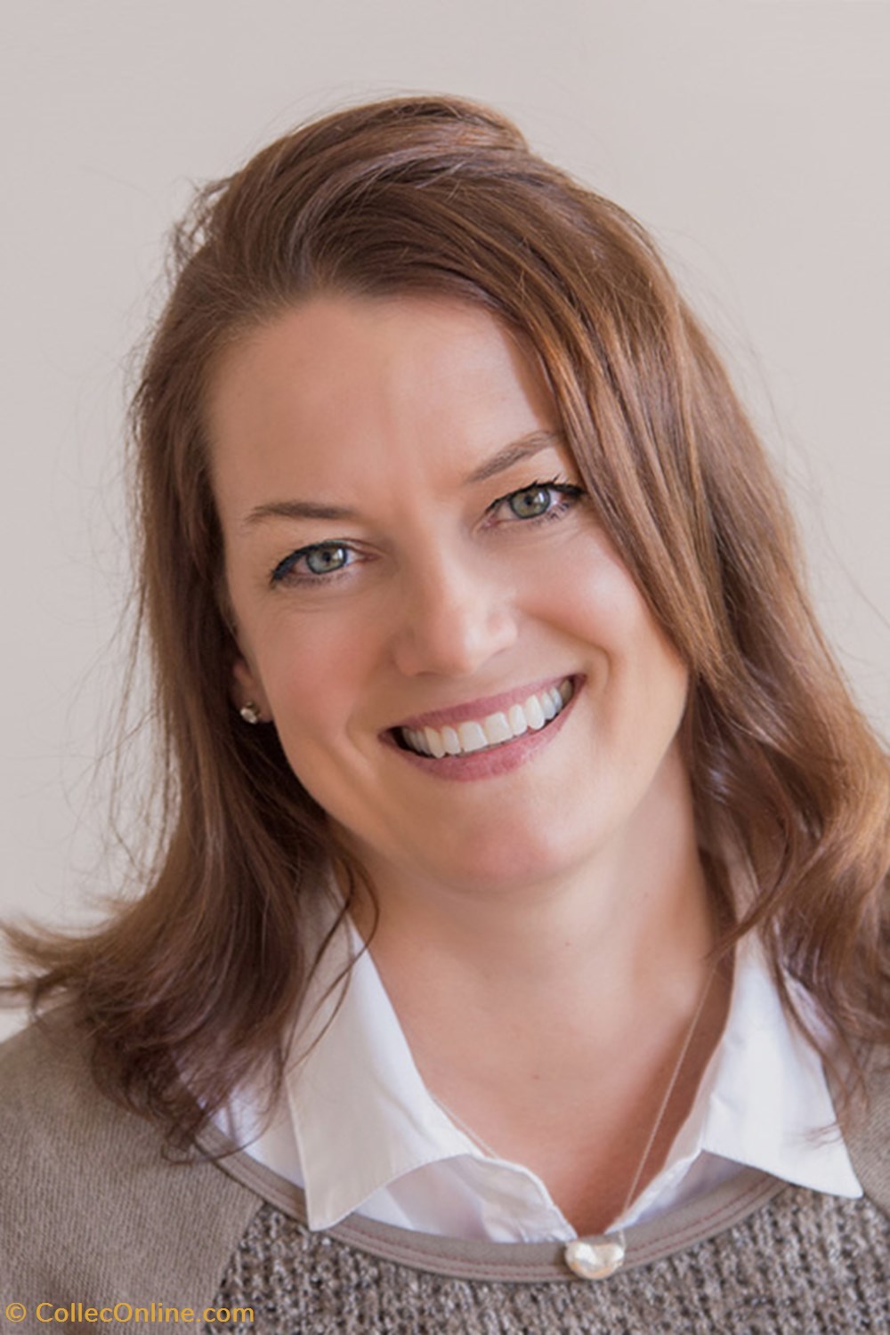 Sherri-Profile-Pic-tall informatique logiciels sherri profile pic tall