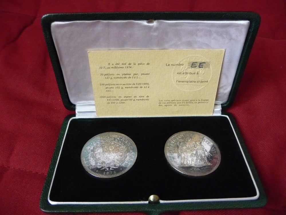 Coffret de 2 essais de 50 Francs Hercule 1974 monnaies monde france coffret de 2 essais de 50 francs hercule 1974