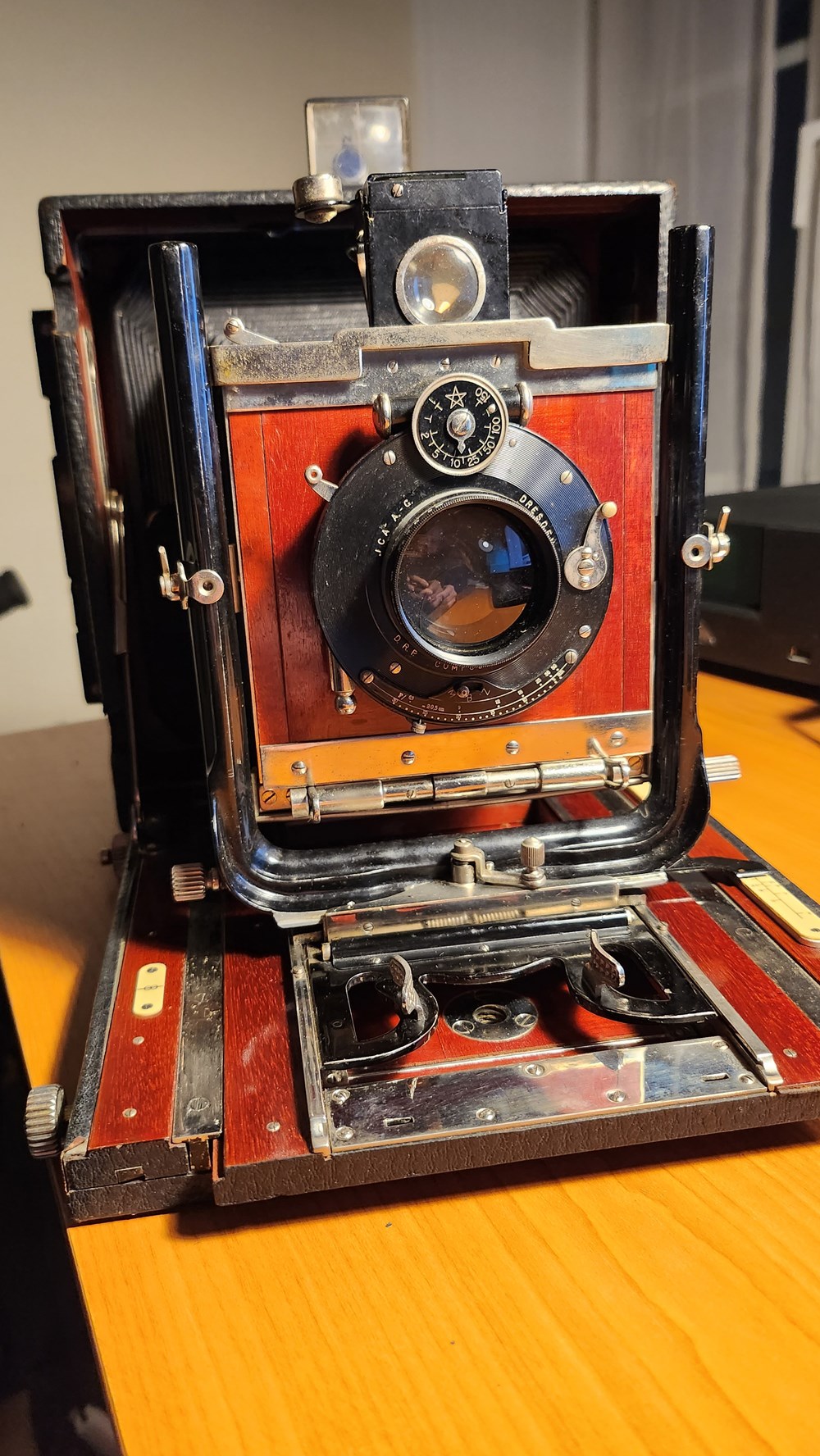 appareils camescopes photos argentique grand format ica 13x18 et photographe charles chevalier