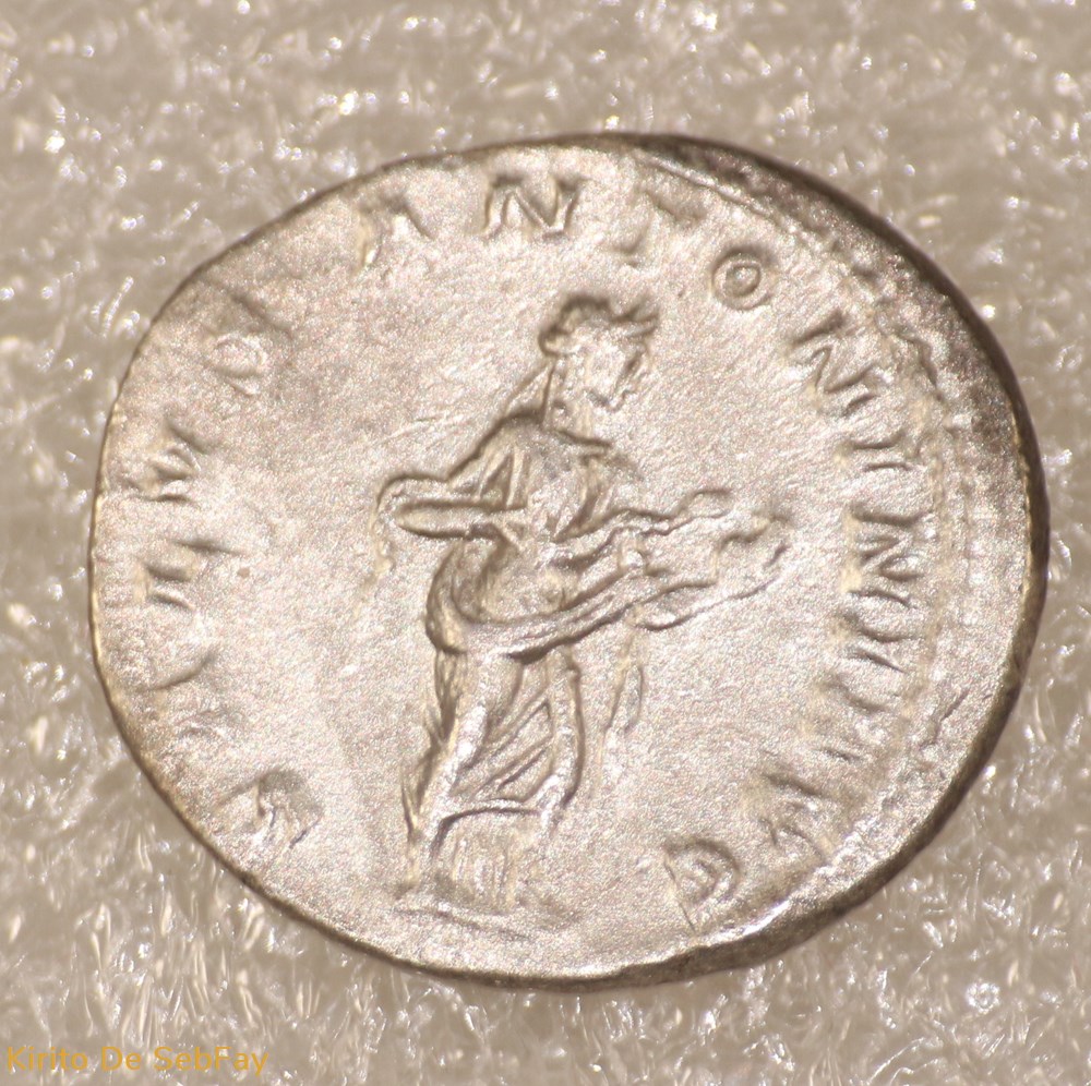 ELAGABALE - SALUS - Coins - Ancient - Romans - Imperial and Republican