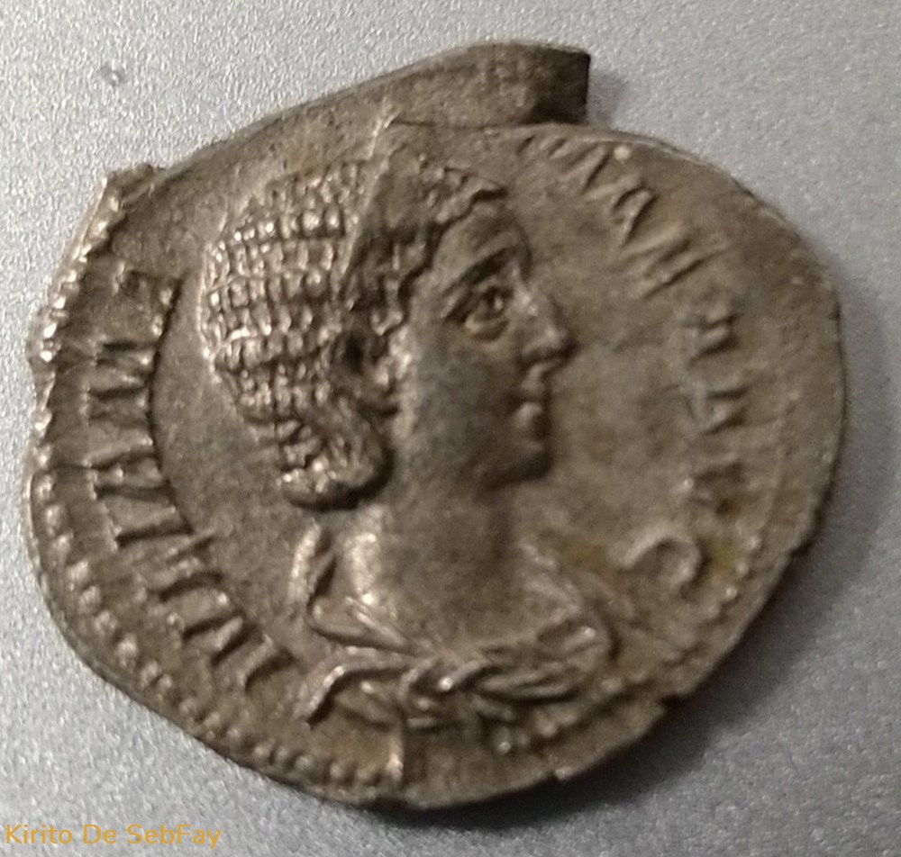 JULIA MAMEE - VESTA monnaies antiques romaines republicaines imperiales julia mamee vesta