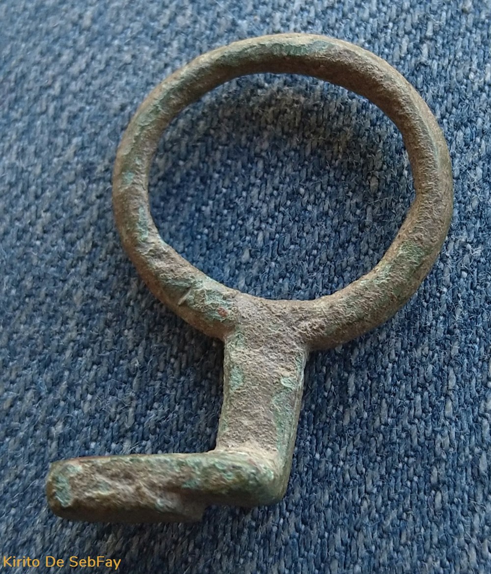 Bague Clé Romain Ier S Ap. JC art antiquites cles anciennes bague cle romain ier s ap jc
