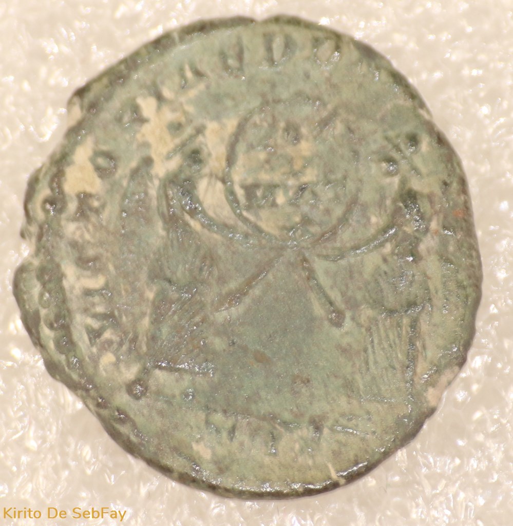 MAGNENCE - VICTORIAE monnaies antiques romaines republicaines imperiales magnence victoriae