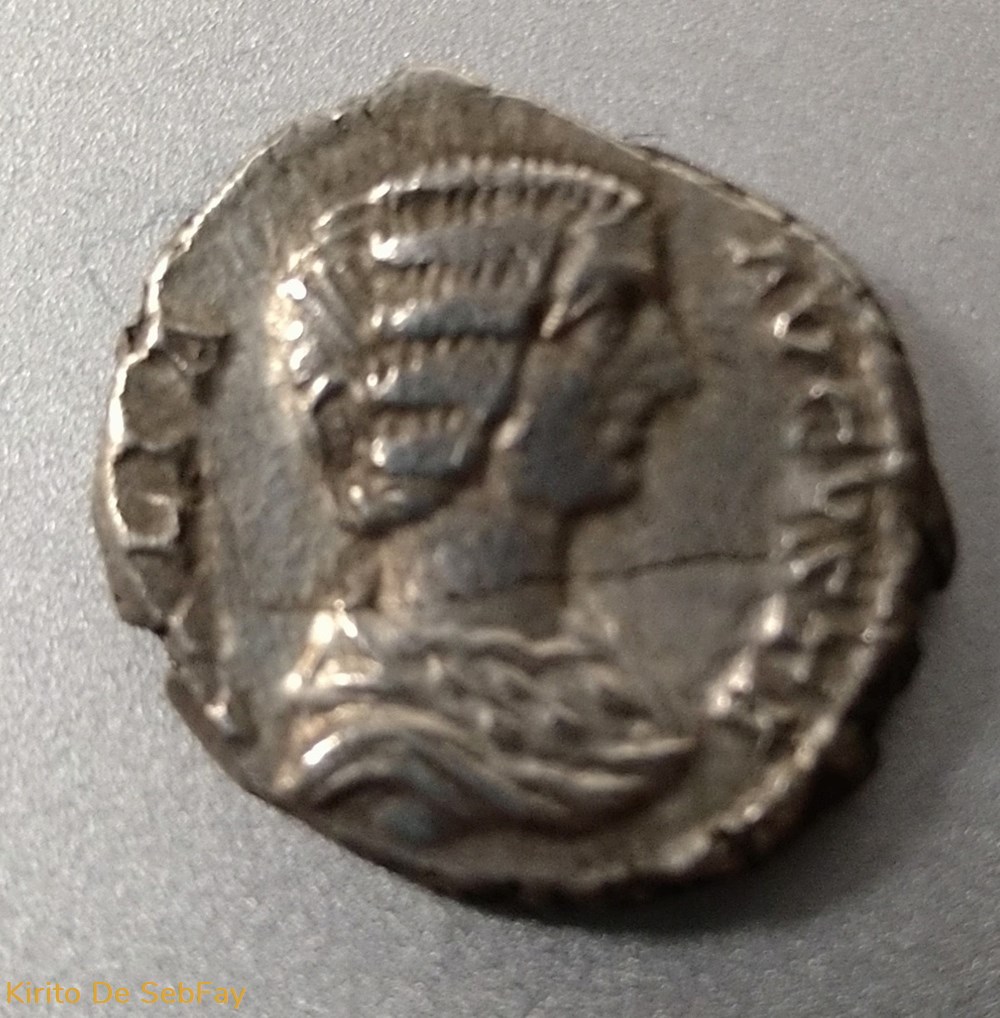 JULIA DOMNA - LAETITIA monnaies antiques romaines republicaines imperiales julia domna laetitia