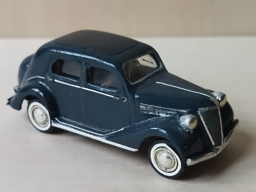 Renault 1938 Primaquatre BDF1 JB modeles reduits voitures renault 1938 primaquatre bdf1 jb