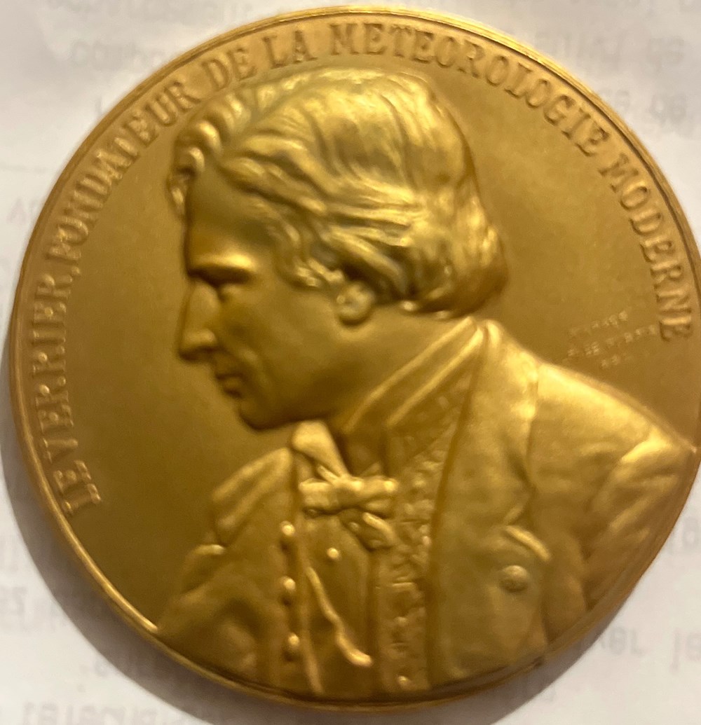 Médaille 8 medailles medaille