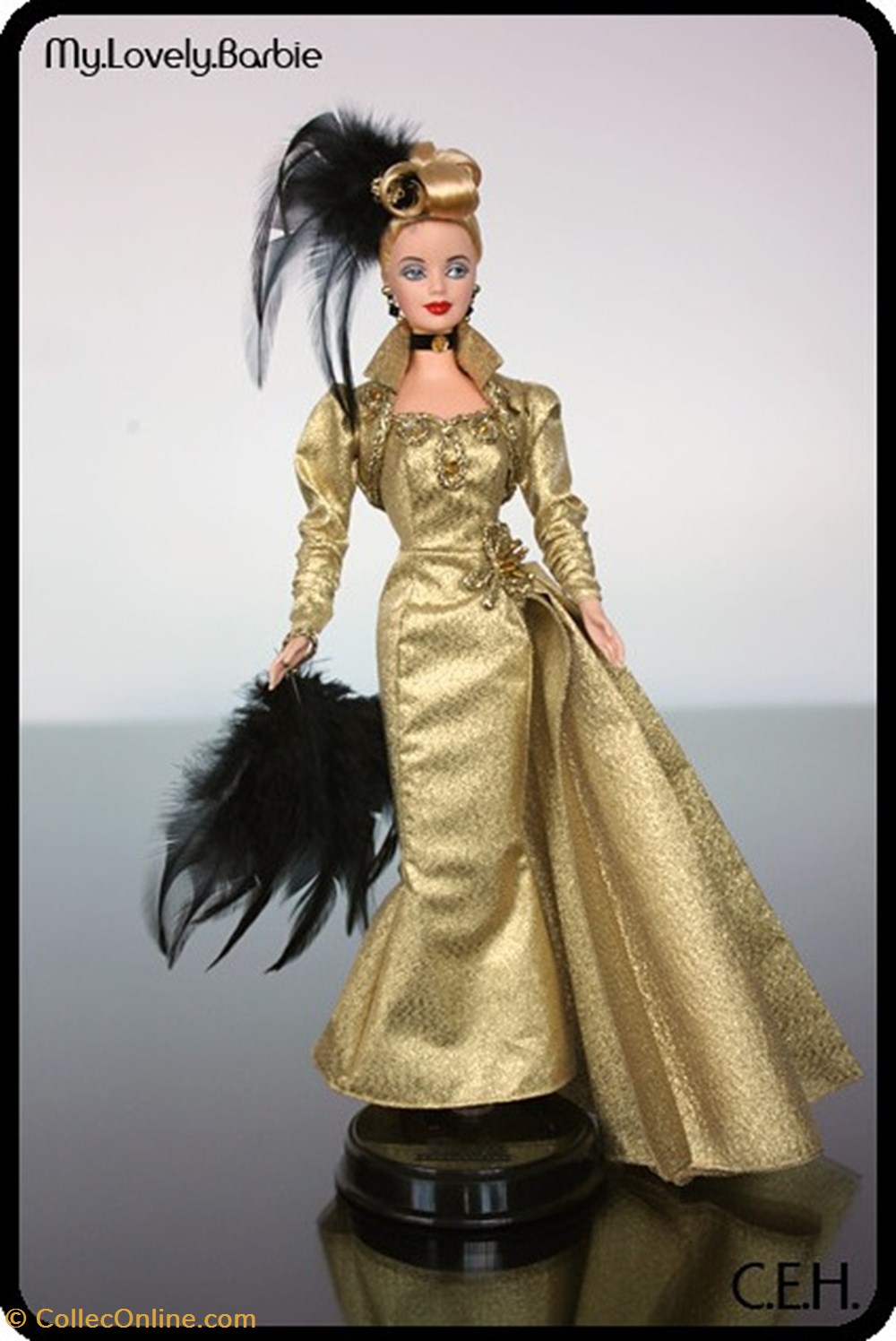 1999 - SKU # 22832 - MGM GOLDEN HOLLYWOOD BARBIE DOLL jeux societe jouets poupees 1999 sku 22832 mgm golden hollywood barbie doll