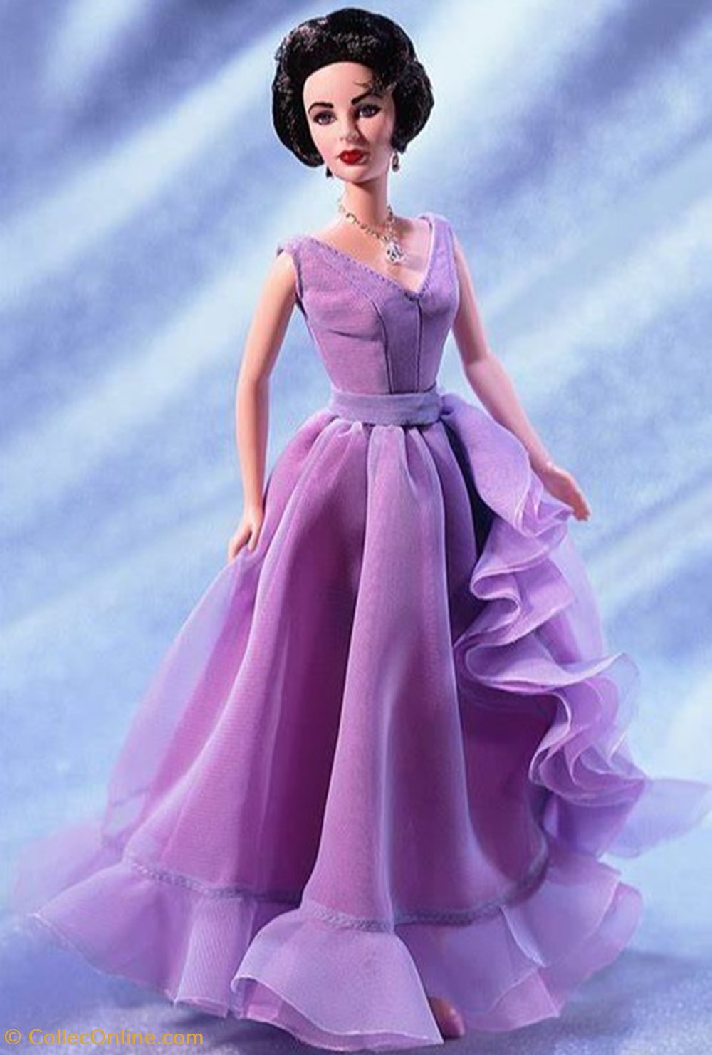 2000 - SKU # 28076 - THE ELIZABETH TAYLOR DOLL jeux de societe jouets poupees 2000 sku 28076 the elizabeth taylor doll