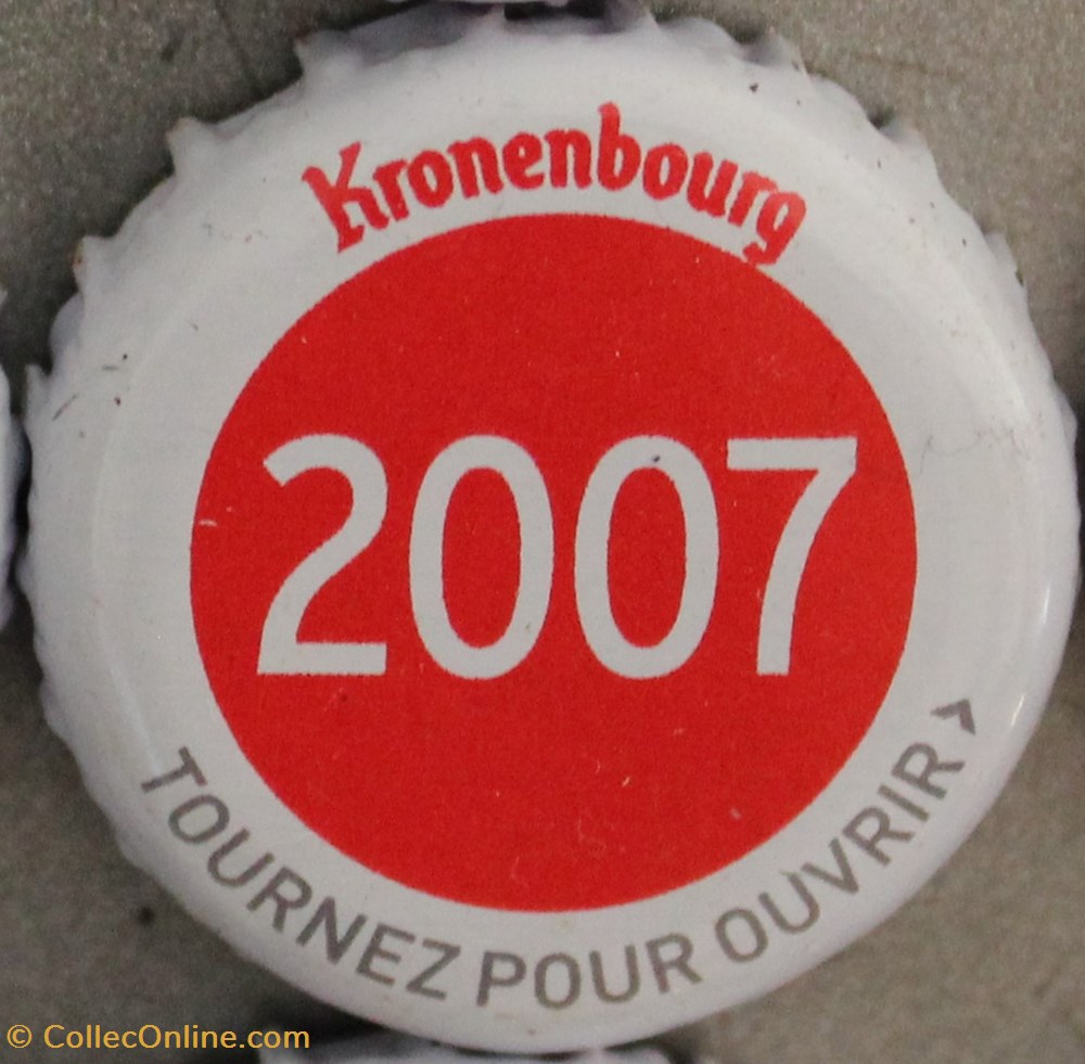 Série blanche 2007 capsules muselets biere 2007 texte blanc sur fond rouge 70eme anniversaire 1947 2017 brasserie kronembourg france