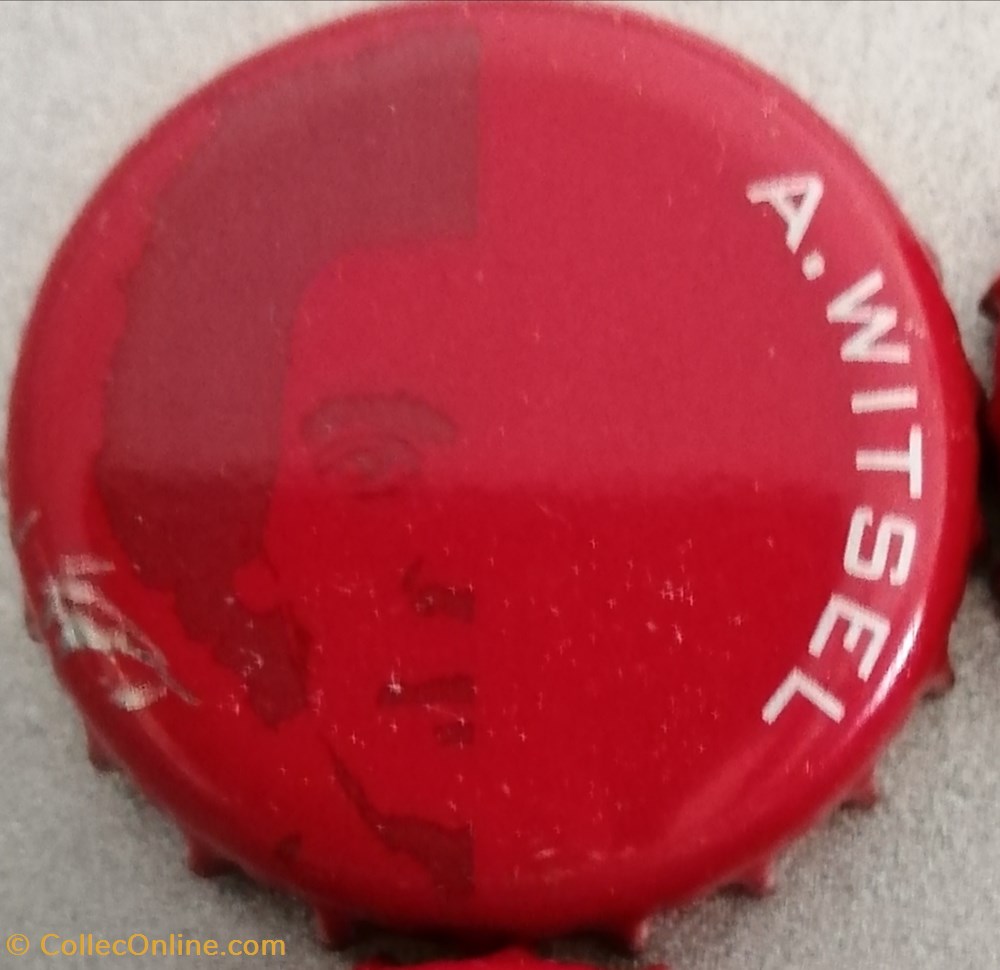 capsules muselets biere jupiler diables rouges a witsel belgique