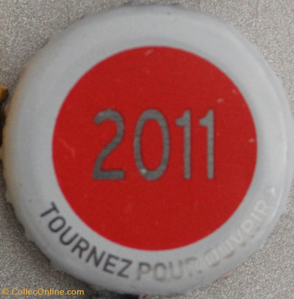 capsules muselets biere 2011 texte gris argente sur fond rouge 70eme anniversaire 1947 2017 brasserie kronembourg france