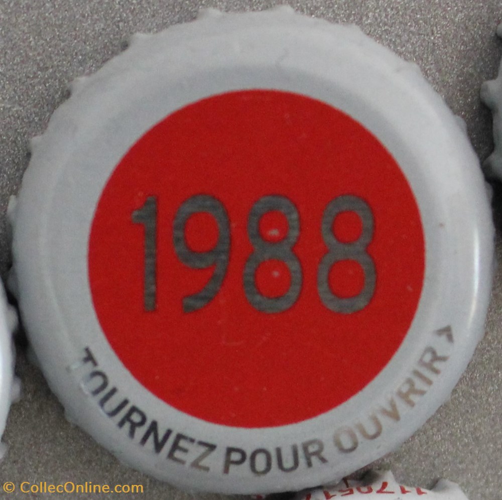 capsules muselets biere 1988 texte gris argente sur fond rouge 70eme anniversaire 1947 2017 brasserie kronembourg france