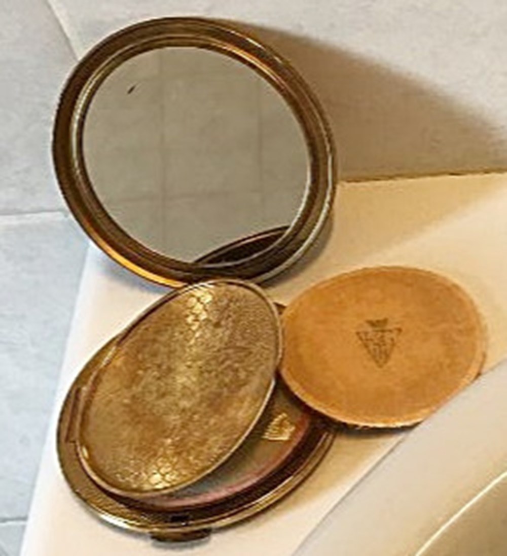 parfums beaute poudriers poudrier rond kigu