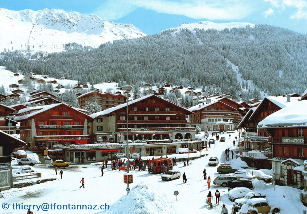 Verbier, place centrale en hiver avec bus (#V123) cartes postales europe suisse verbier place centrale en hiver avec bus v123