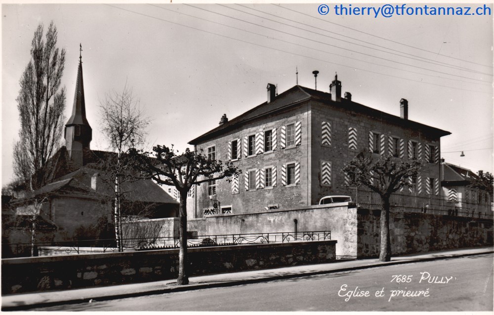 Pully Eglise et Prieuré (noir-blanc) (#P004) cartes postales europe suisse pully eglise et prieure noir blanc p004