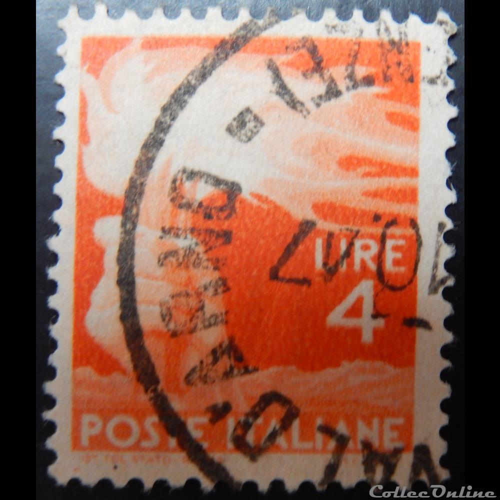 timbre europe italie 00492 main tenant une torche 4 lires de 1945