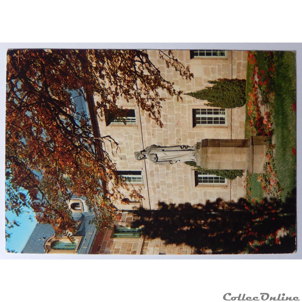 CP du Bas-Rhin, le Mont Sainte Odile, cour du Cloître, carte postale france alsace cp du bas rhin le mont sainte odile cour du cloitre