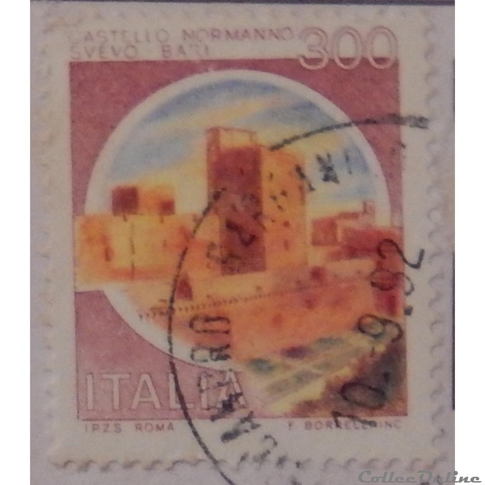 Italie 01447 château de Bari 300 lires de 1980 3 timbre europe italie 01447 chateau de bari 300 lires de 1980