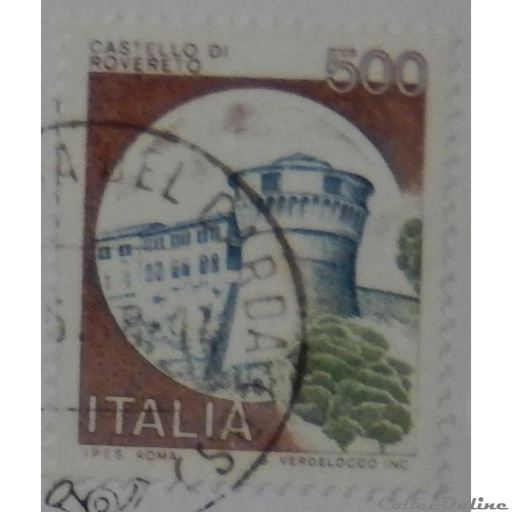 timbre europe italie 01451 chateau de rovereto 500 lires de 1980