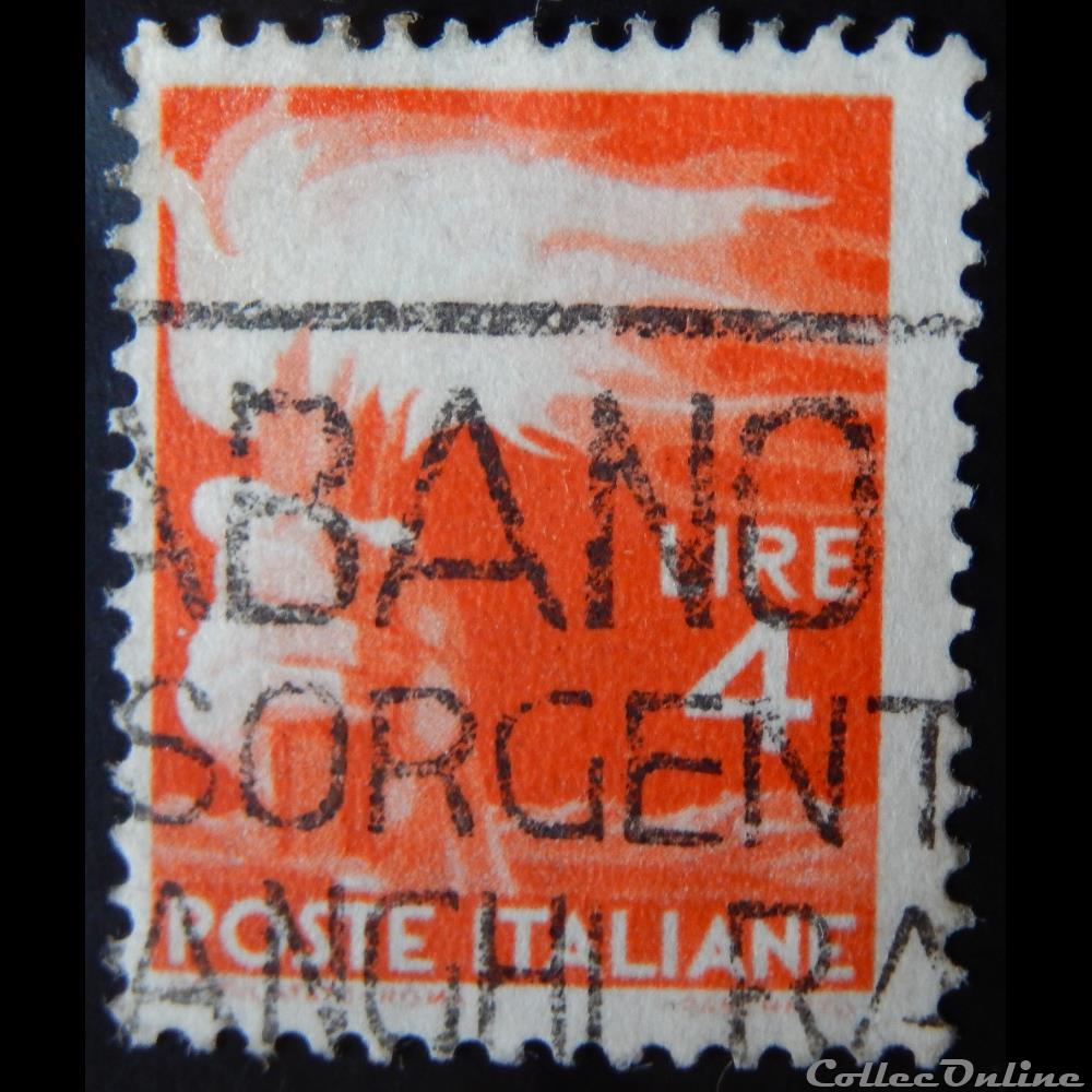 timbre europe italie 00492 main tenant une torche 4 lires de 1945
